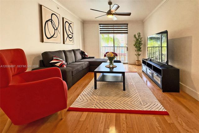 1900 Van Buren St 317B, Hollywood, FL 33020