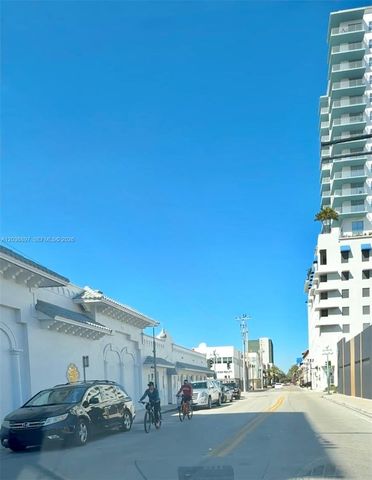 1900 Van Buren St 317B, Hollywood, FL 33020
