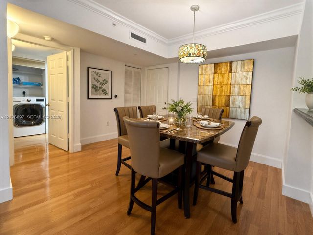 1900 Van Buren St 317B, Hollywood, FL 33020