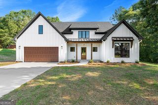 221 Highland Ridge Drive, Hartwell, GA 30643