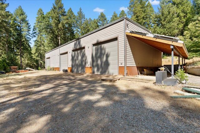 17607 Hooker Oak Rd, Nevada City, CA 95959