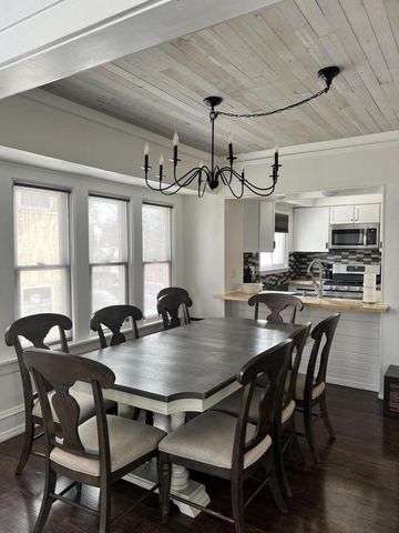 7715 W Center STREET, Milwaukee, WI 53222