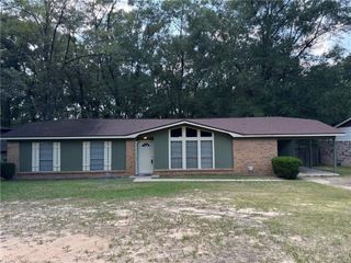 1059 Greenway W Drive, Mobile, AL 36608