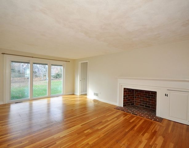 15 Seaborn Place 15, Lexington, MA 02420