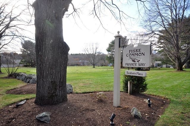 15 Seaborn Place 15, Lexington, MA 02420