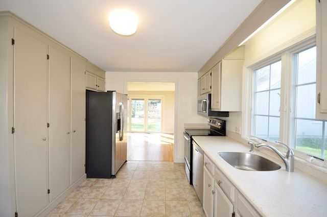 15 Seaborn Place 15, Lexington, MA 02420