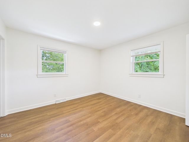 1021 N Mineral Springs Road, Durham, NC 27703