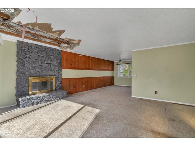 1645 Sw 27TH St, Gresham, OR 97080