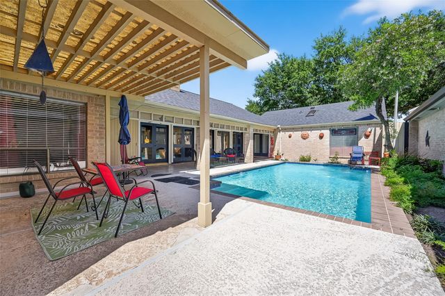 310 Power Court, Sugar Land, TX 77478