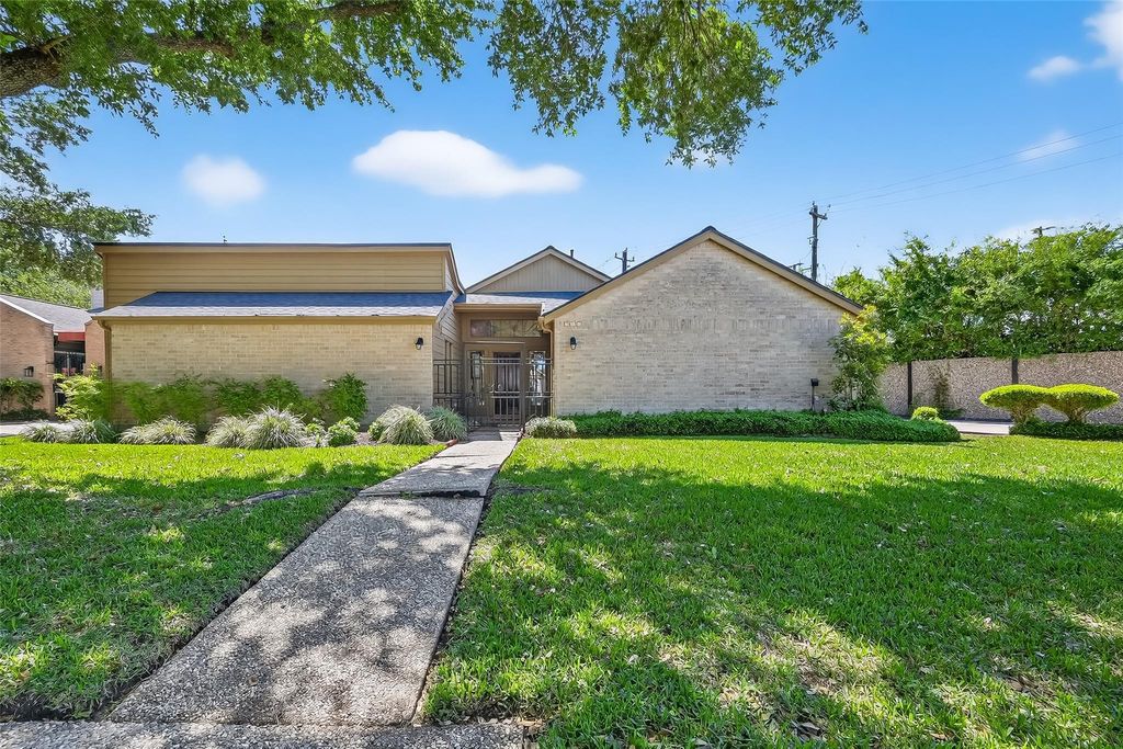 310 Power Court, Sugar Land, TX 77478