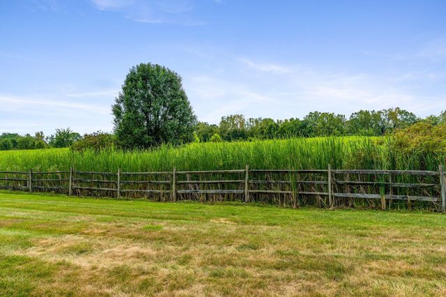 5532 Meadowood Lane, Westerville, OH 43082