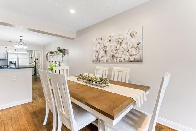 5532 Meadowood Lane, Westerville, OH 43082