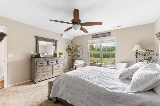 5532 Meadowood Lane, Westerville, OH 43082