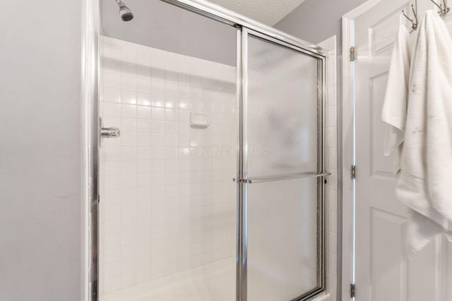 5532 Meadowood Lane, Westerville, OH 43082