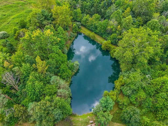 5532 Meadowood Lane, Westerville, OH 43082