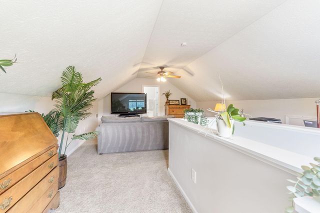 5532 Meadowood Lane, Westerville, OH 43082