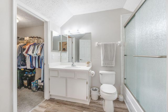 5532 Meadowood Lane, Westerville, OH 43082