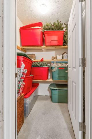 5532 Meadowood Lane, Westerville, OH 43082