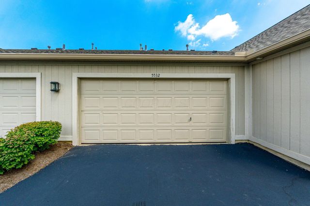5532 Meadowood Lane, Westerville, OH 43082