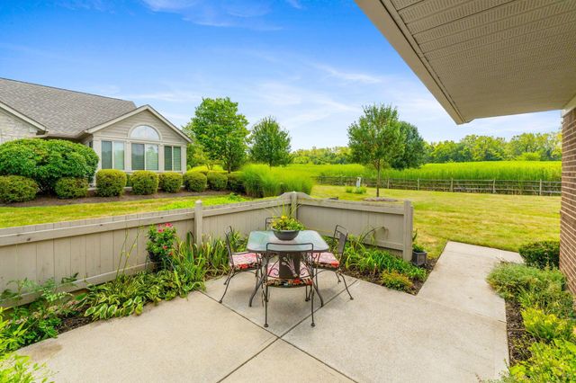 5532 Meadowood Lane, Westerville, OH 43082