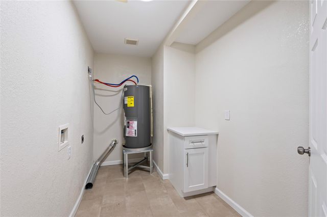 2324 N Logan Street, Texas City, TX 77590