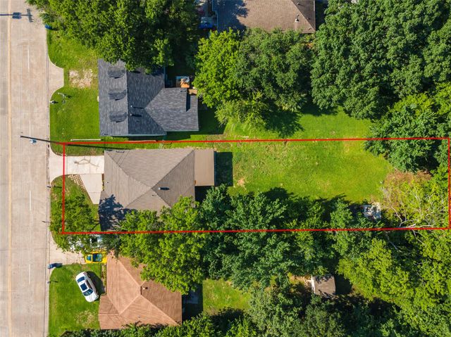 2324 N Logan Street, Texas City, TX 77590