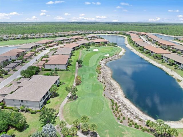 9366 Pocida CT 202, Naples, FL 34119