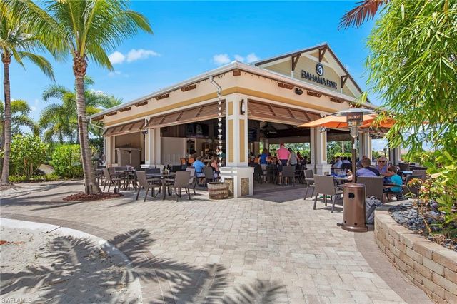 9366 Pocida CT 202, Naples, FL 34119