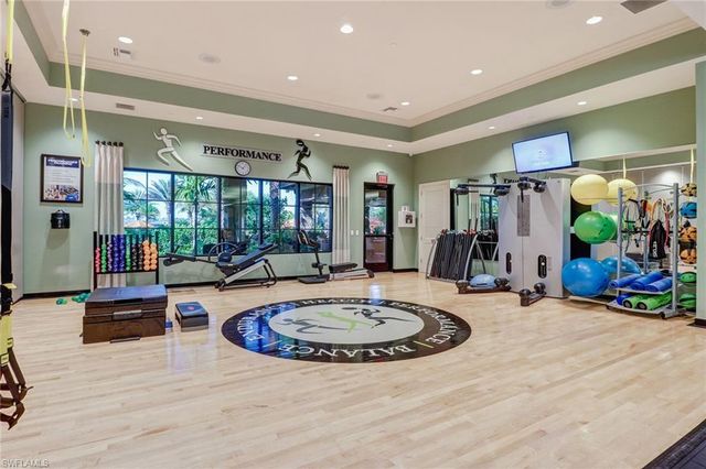 9366 Pocida CT 202, Naples, FL 34119