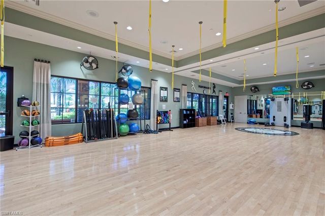9366 Pocida CT 202, Naples, FL 34119