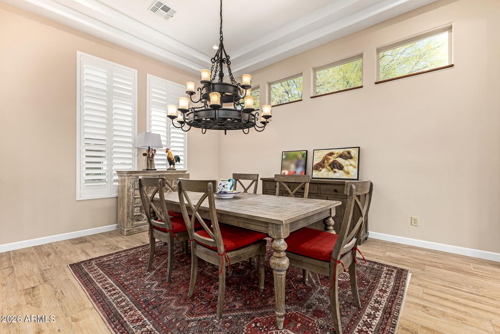 Image 11 of property listing at 33655 N 78TH Place, Scottsdale, AZ 85266