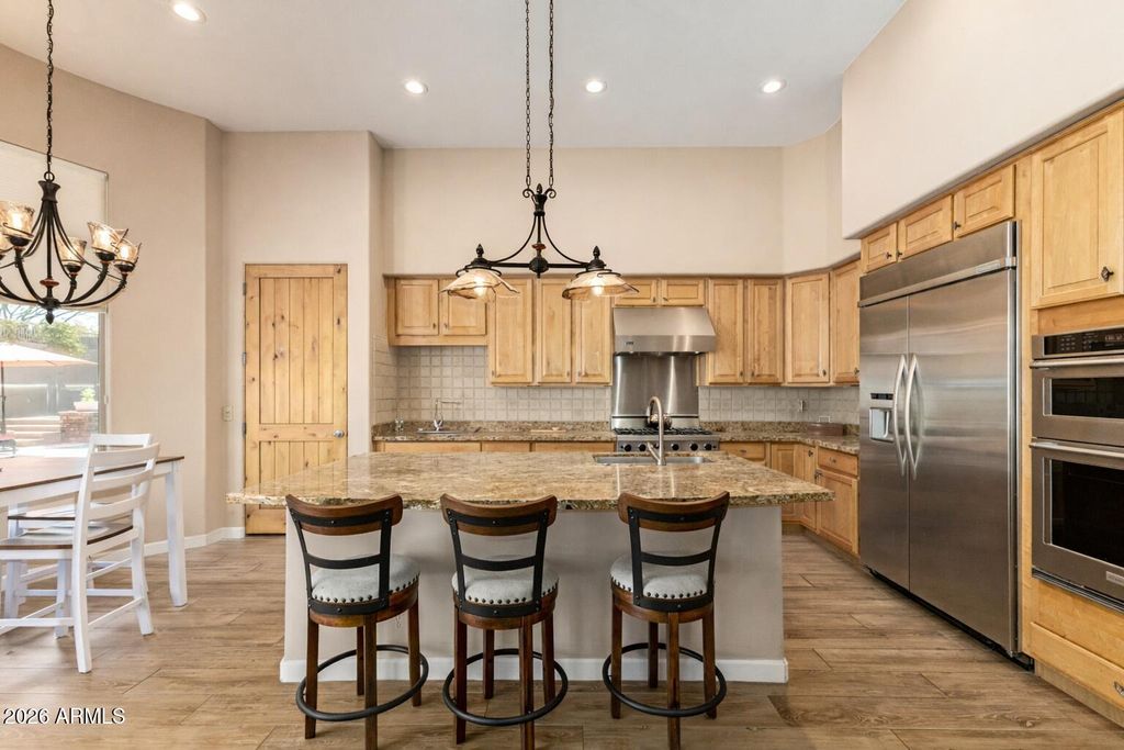 Image 23 of property listing at 33655 N 78TH Place, Scottsdale, AZ 85266