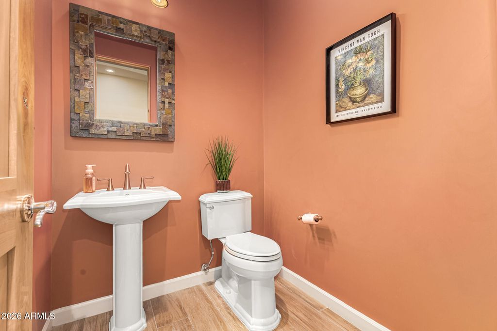 Image 28 of property listing at 33655 N 78TH Place, Scottsdale, AZ 85266