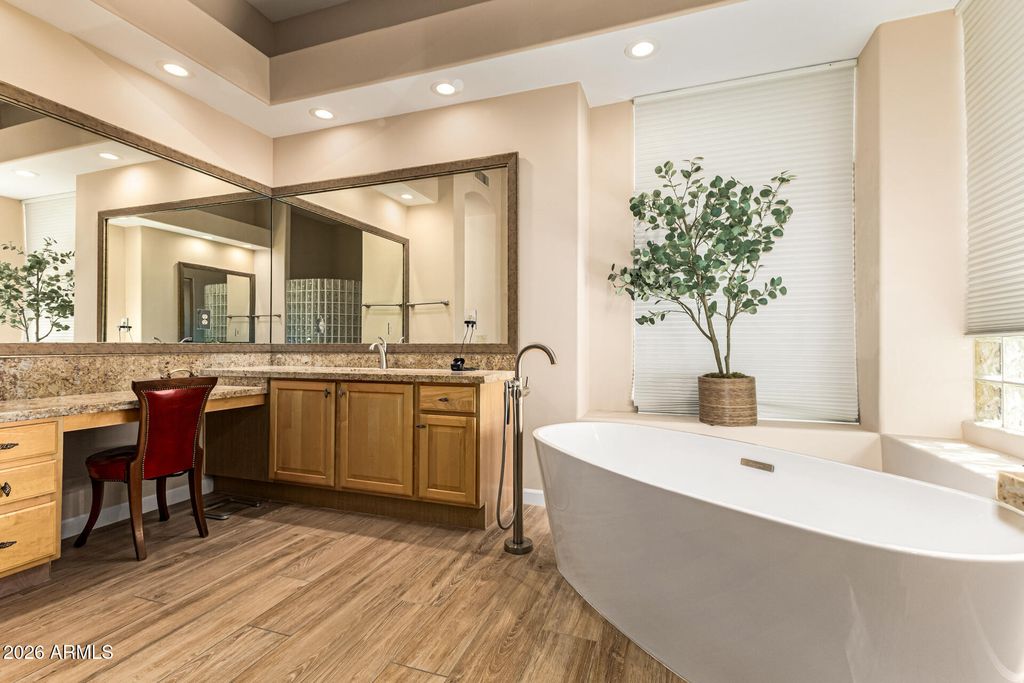 Image 33 of property listing at 33655 N 78TH Place, Scottsdale, AZ 85266