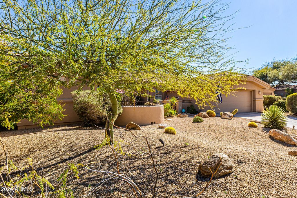 Image 4 of property listing at 33655 N 78TH Place, Scottsdale, AZ 85266
