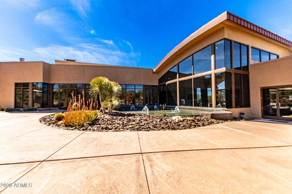 Image 63 of property listing at 33655 N 78TH Place, Scottsdale, AZ 85266