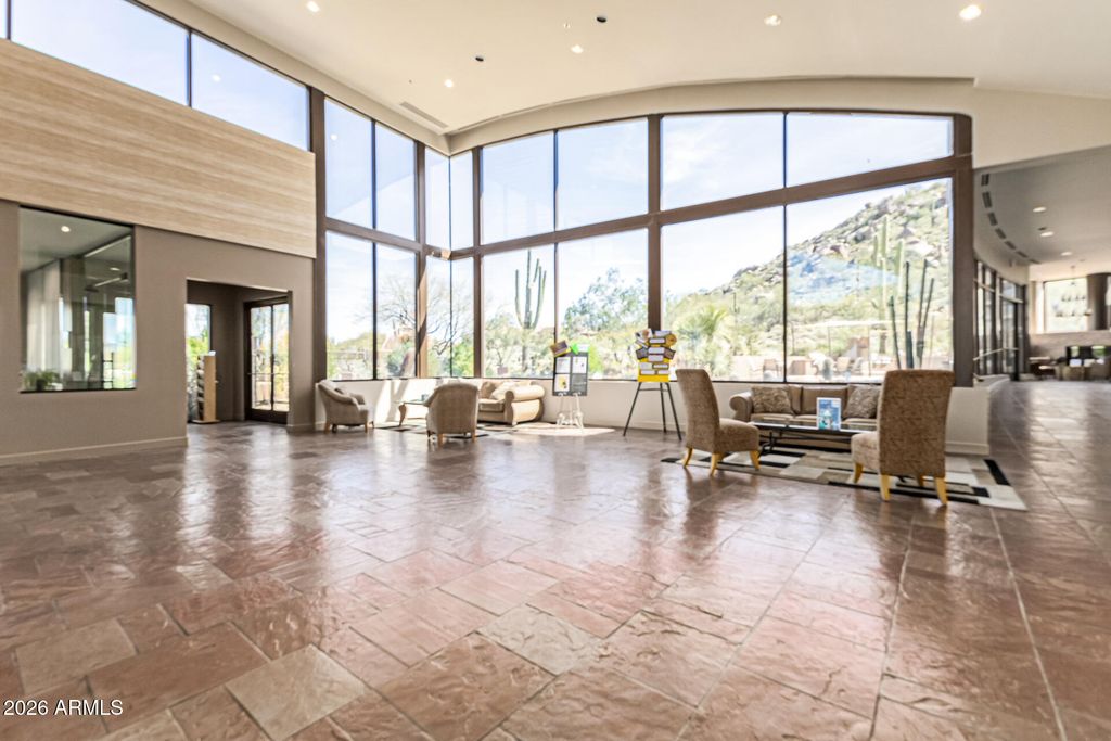 Image 65 of property listing at 33655 N 78TH Place, Scottsdale, AZ 85266