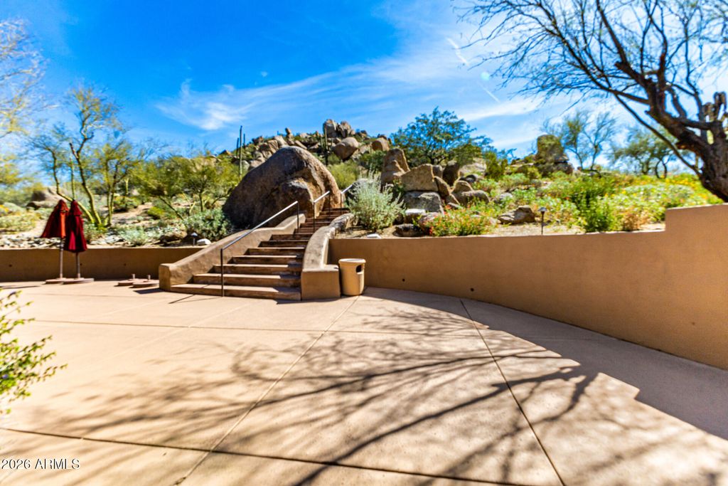 Image 67 of property listing at 33655 N 78TH Place, Scottsdale, AZ 85266