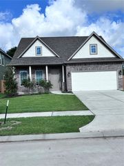 2517 Sherrilynn Sunset Drive, Texas City, TX 77568