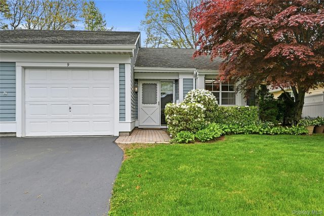 9 Baldwin Court 9, Ridge, NY 11961