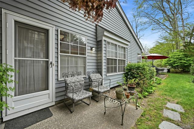 9 Baldwin Court 9, Ridge, NY 11961