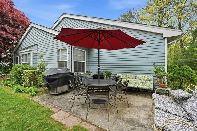 9 Baldwin Court 9, Ridge, NY 11961