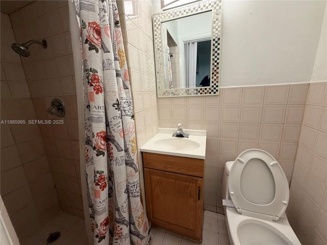 200 W 53rd Ter A, Hialeah, FL 33012