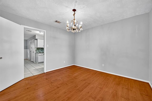 9602 S Petersham Drive, Houston, TX 77031