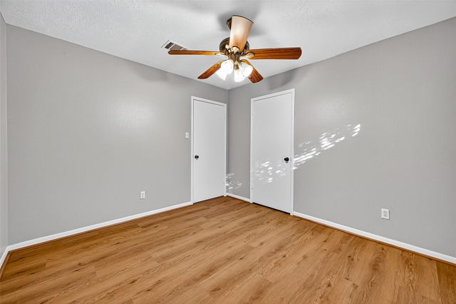 9602 S Petersham Drive, Houston, TX 77031