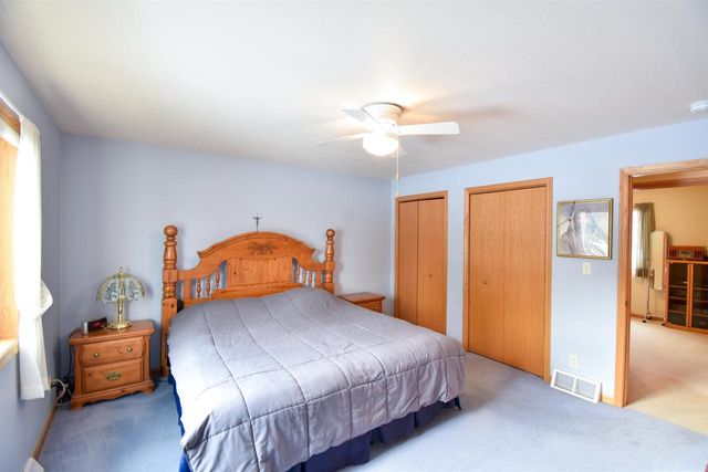 2711 PORTER ROAD, Plover, WI 54467