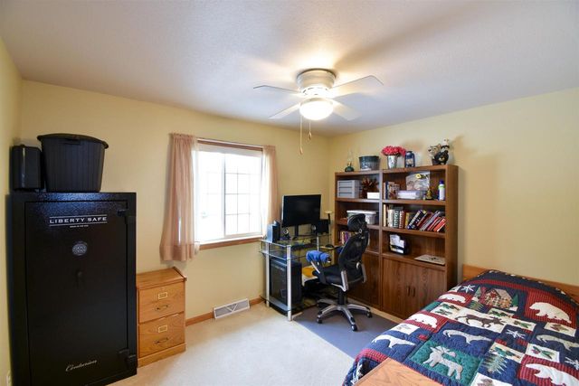 2711 PORTER ROAD, Plover, WI 54467