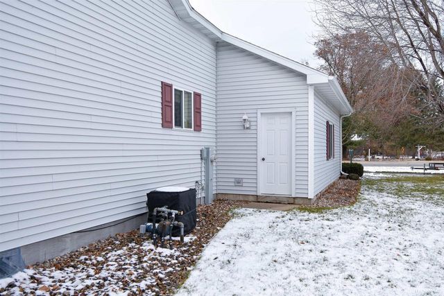 2711 PORTER ROAD, Plover, WI 54467