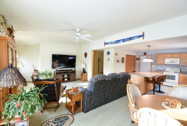 2711 PORTER ROAD, Plover, WI 54467