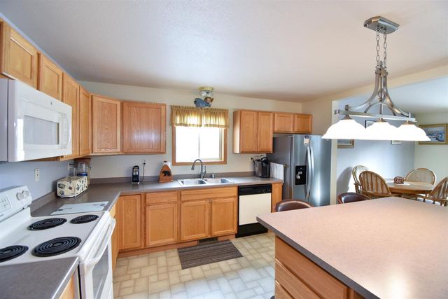 2711 PORTER ROAD, Plover, WI 54467